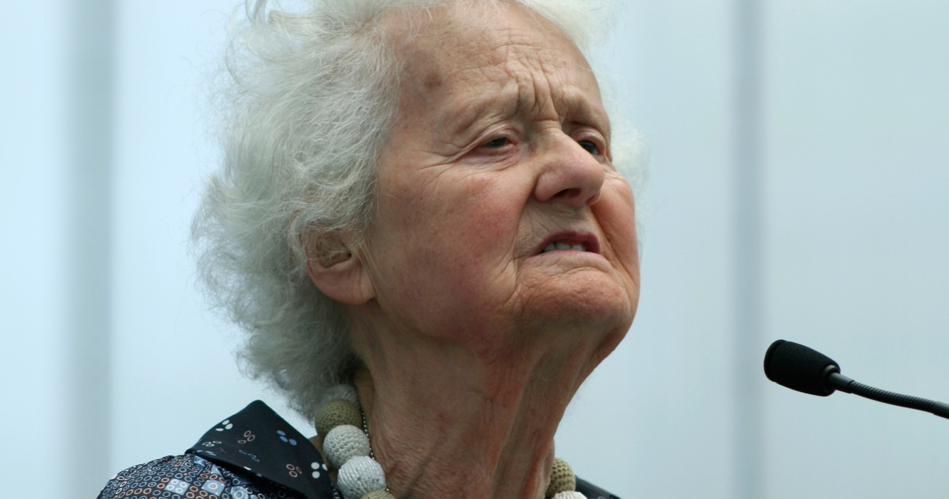 Doris Lessing At Rem Koolhaas's Serpentine Gallery Pavilion, Photography By &&&